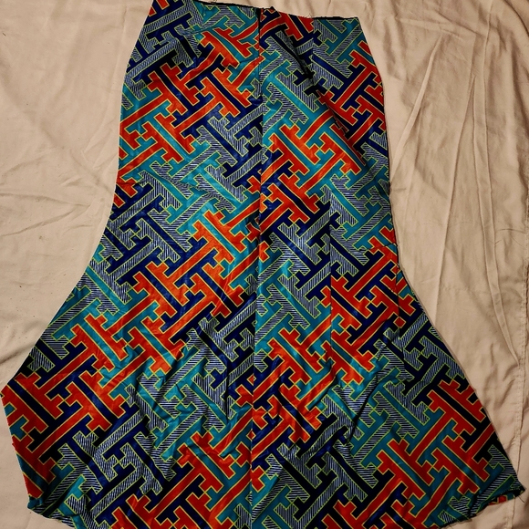 Colorful Geometric Print Women's Skirt - Picture 4 of 4